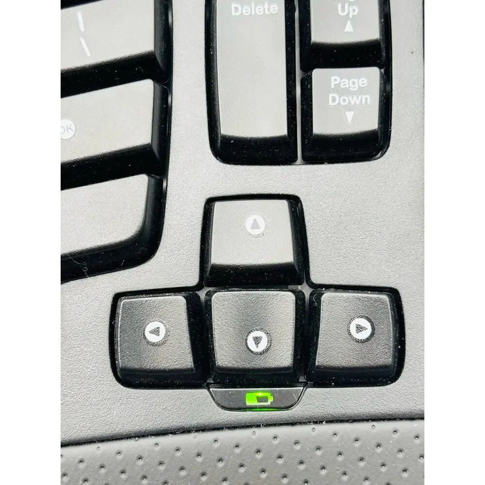 Logitech Wireless Comfort Wave Ergonomic Keyboard K350 - With Receiver/Dongle